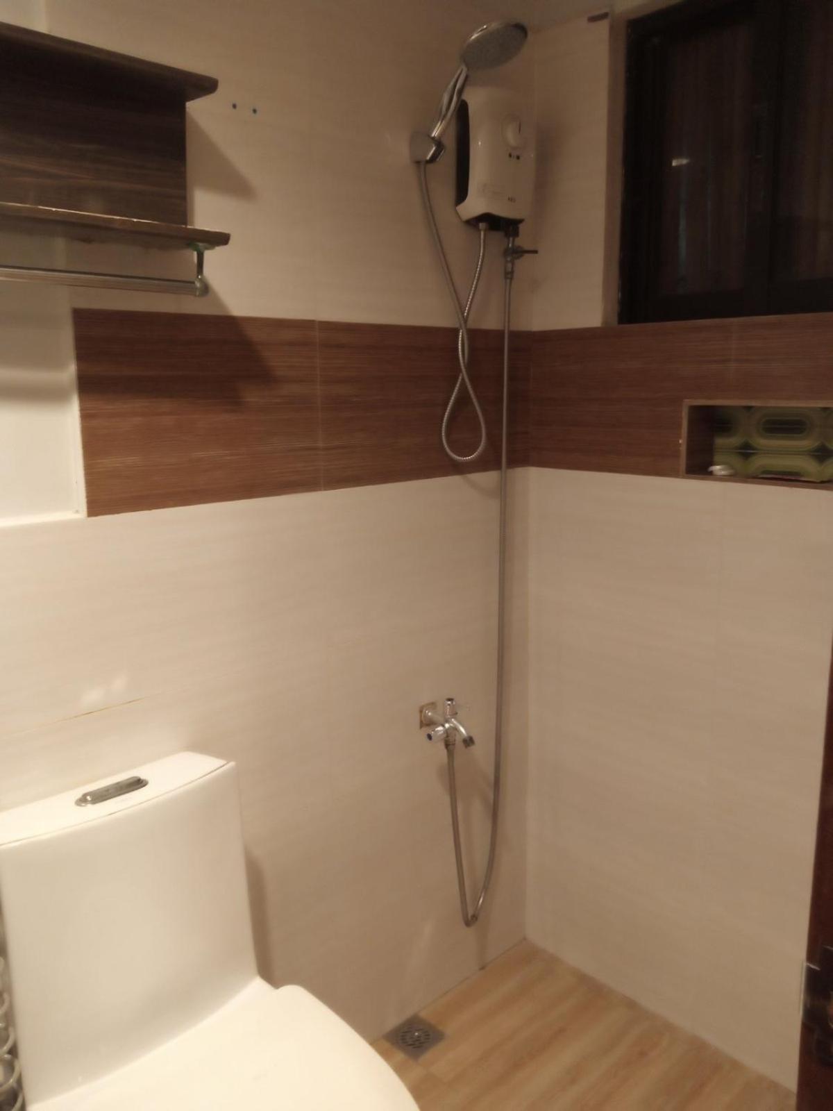 Amos Pili Tree Inn Powered By Cocotel Ел Нидо Екстериор снимка