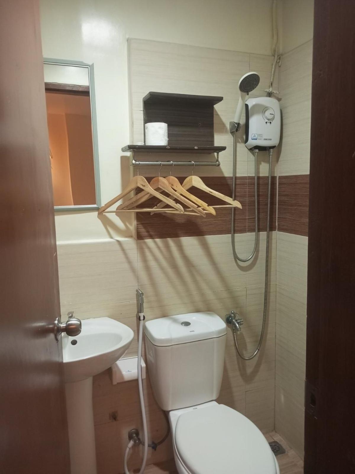 Amos Pili Tree Inn Powered By Cocotel Ел Нидо Екстериор снимка